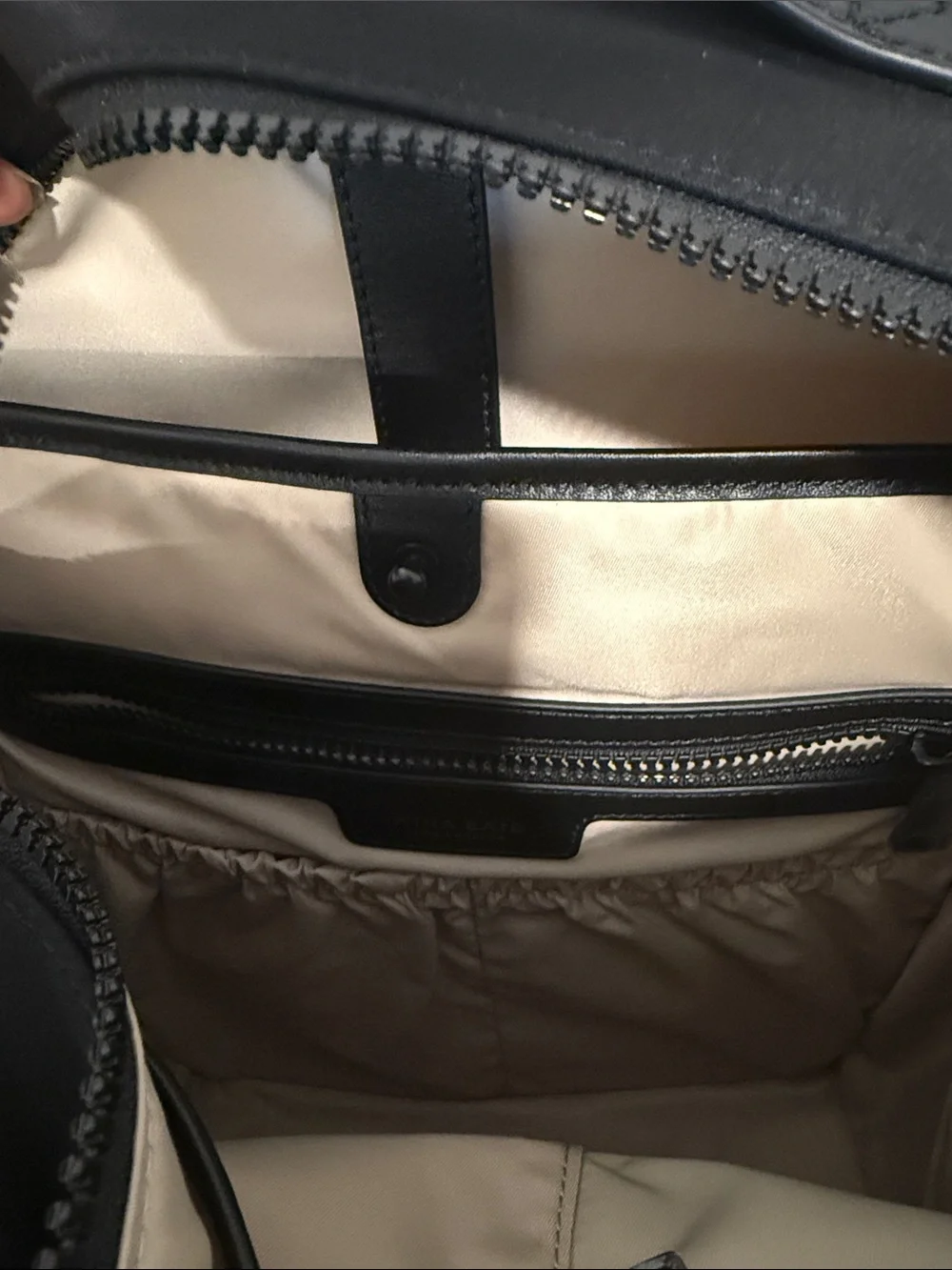 Mina Baie Stevie Carryall Nylon - Black